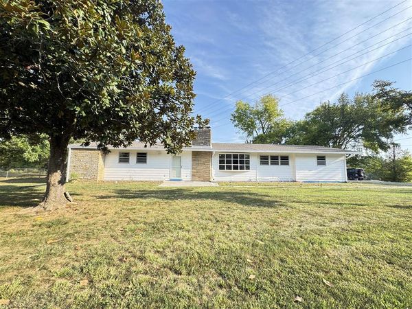 512 McLean Avenue , Hopkinsville, KY 42240
