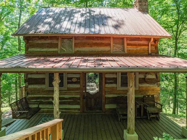 557 Barton Shockley Road , Scottsville, KY 42164