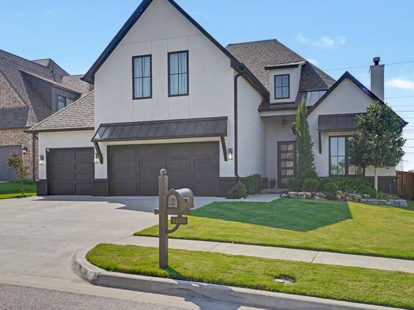 1610 W 115th Place S, Jenks, OK 74037