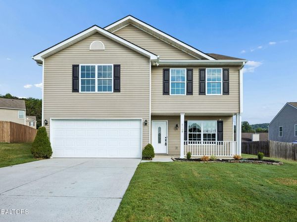 9409 Calla Lilly Lane, Mascot, TN 37806