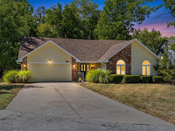 3865 N Williams Court , Springfield, MO 65803