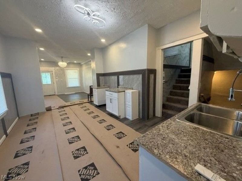 10800 Crestwood Avenue, Cleveland, OH 44104 Photo 13