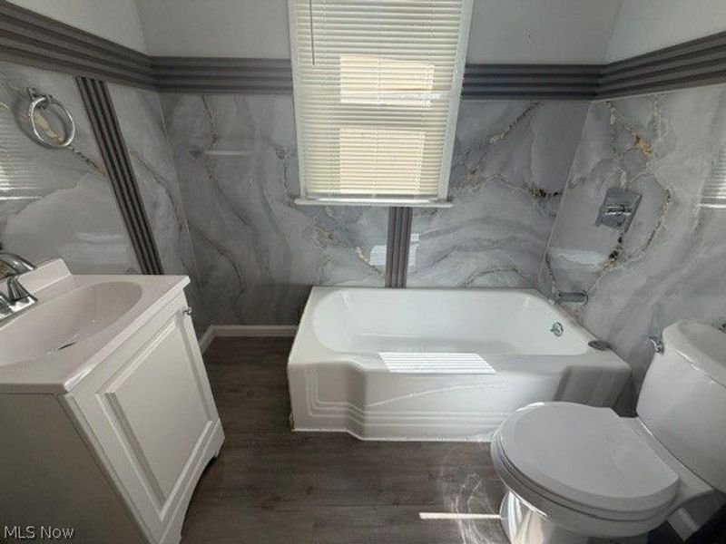 10800 Crestwood Avenue, Cleveland, OH 44104 Photo 27