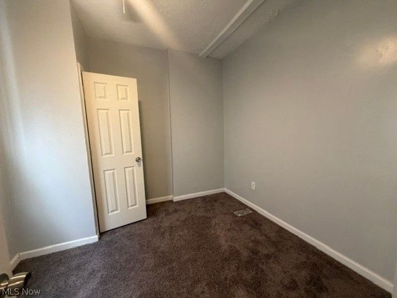 10800 Crestwood Avenue, Cleveland, OH 44104 Photo 32