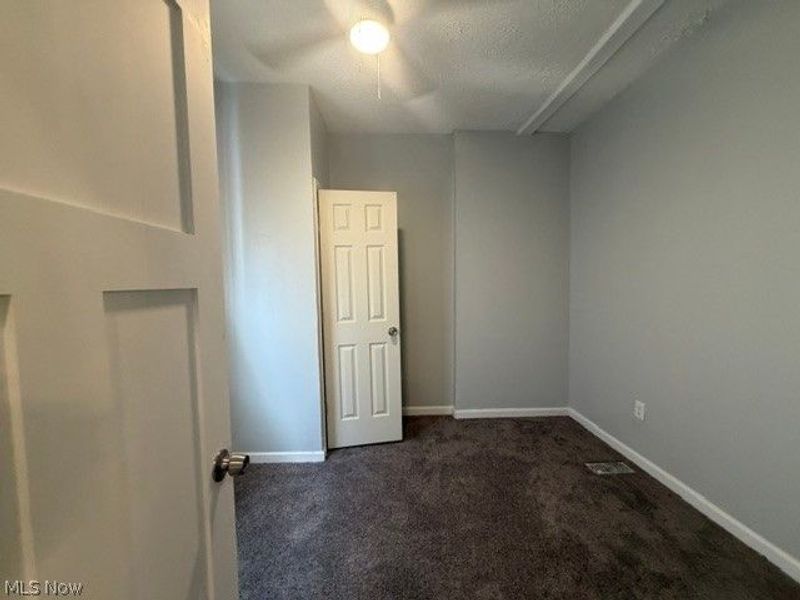 10800 Crestwood Avenue, Cleveland, OH 44104 Photo 33
