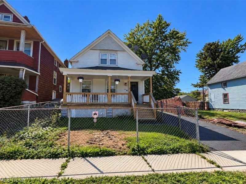 10800 Crestwood Avenue, Cleveland, OH 44104 Photo 4