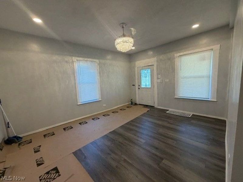 10800 Crestwood Avenue, Cleveland, OH 44104 Photo 9