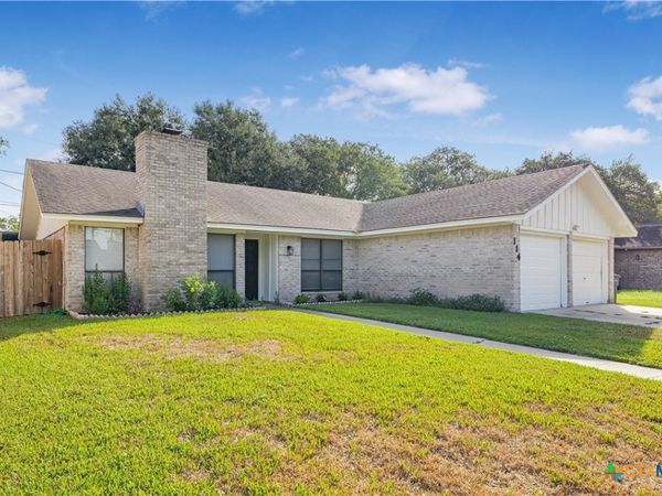 114 Laramie Drive, Victoria, TX 77904