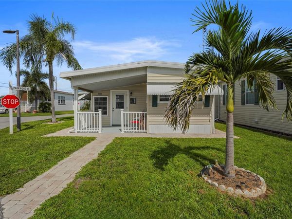 2055 CHAMPION STREET, SARASOTA, FL 34231