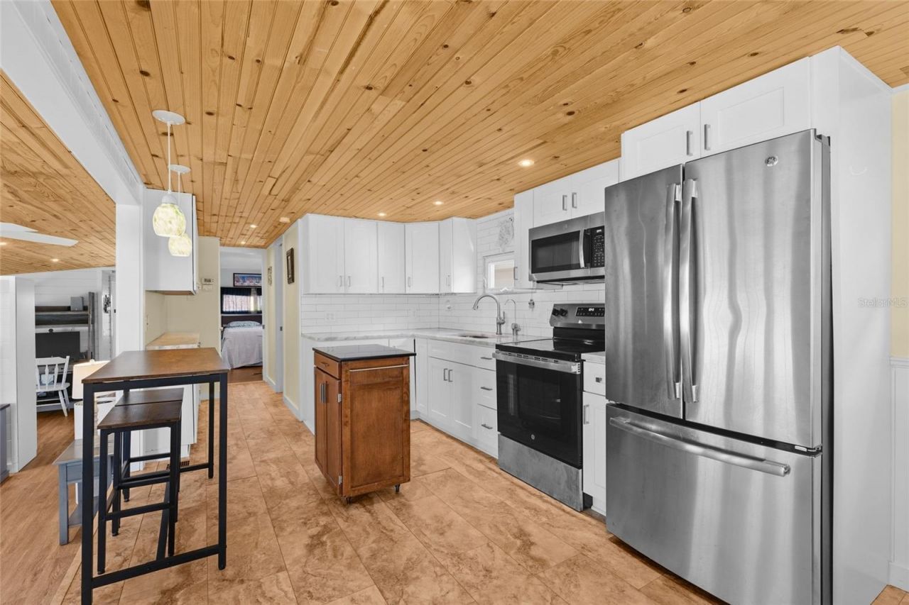 2055 Champion Street, Sarasota, FL 34231 Photo