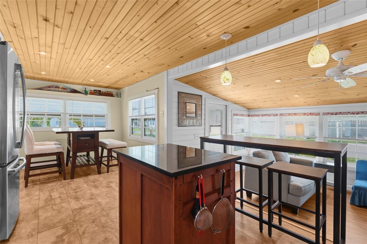 2055 Champion Street, Sarasota, FL 34231 Photo