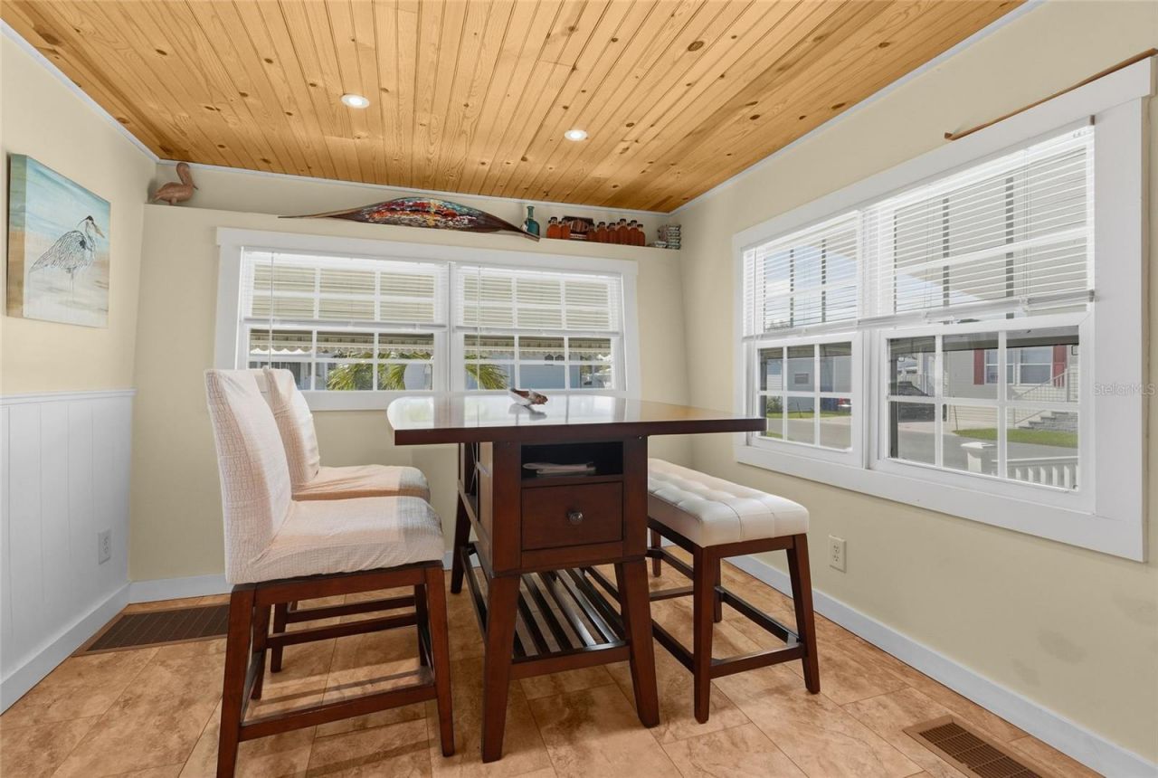 2055 Champion Street, Sarasota, FL 34231 Photo