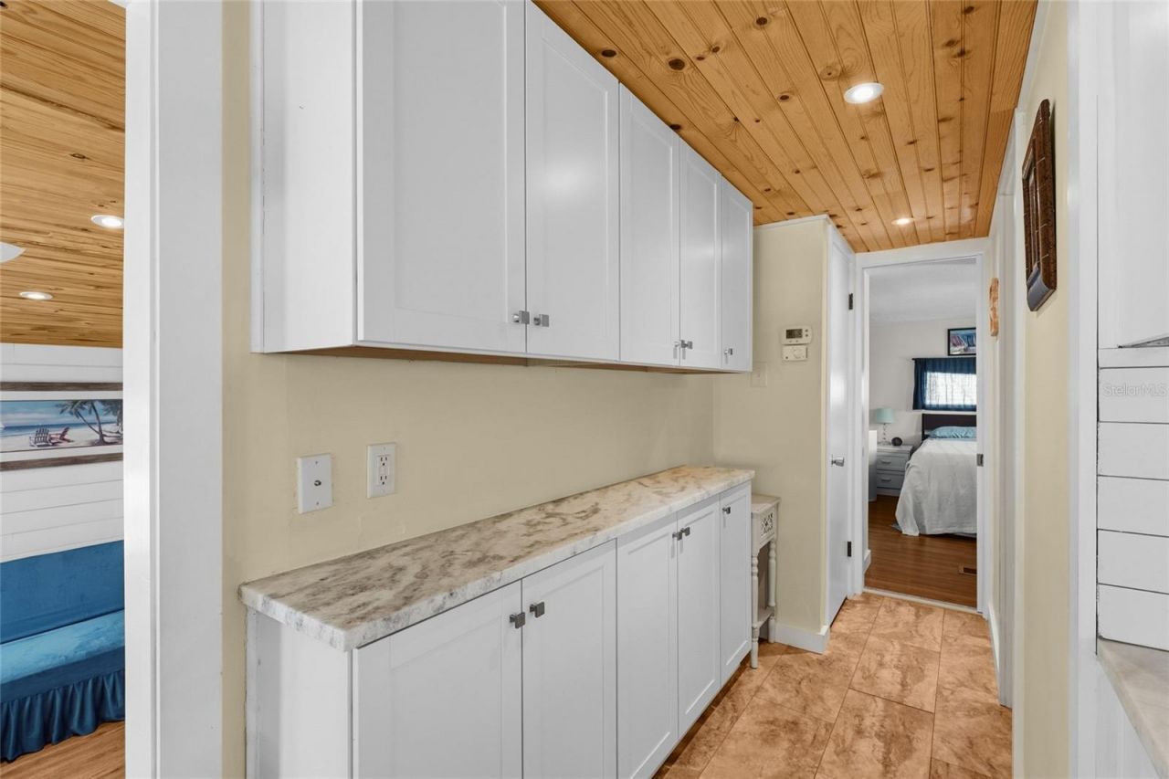 2055 Champion Street, Sarasota, FL 34231 Photo