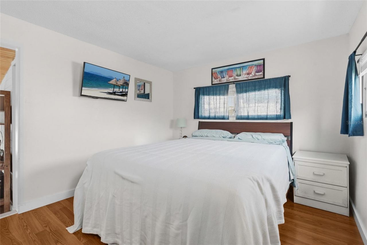 2055 Champion Street, Sarasota, FL 34231 Photo