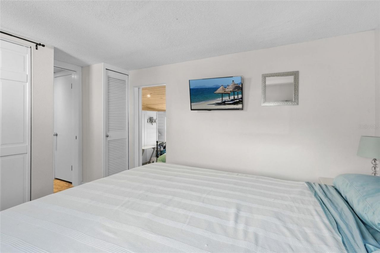 2055 Champion Street, Sarasota, FL 34231 Photo