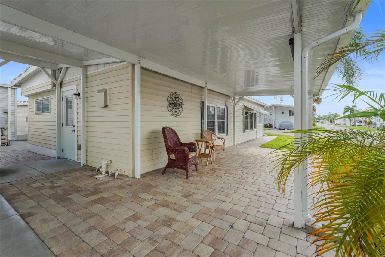2055 Champion Street, Sarasota, FL 34231 Photo