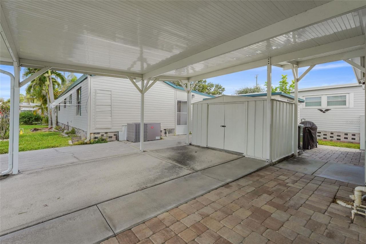 2055 Champion Street, Sarasota, FL 34231 Photo