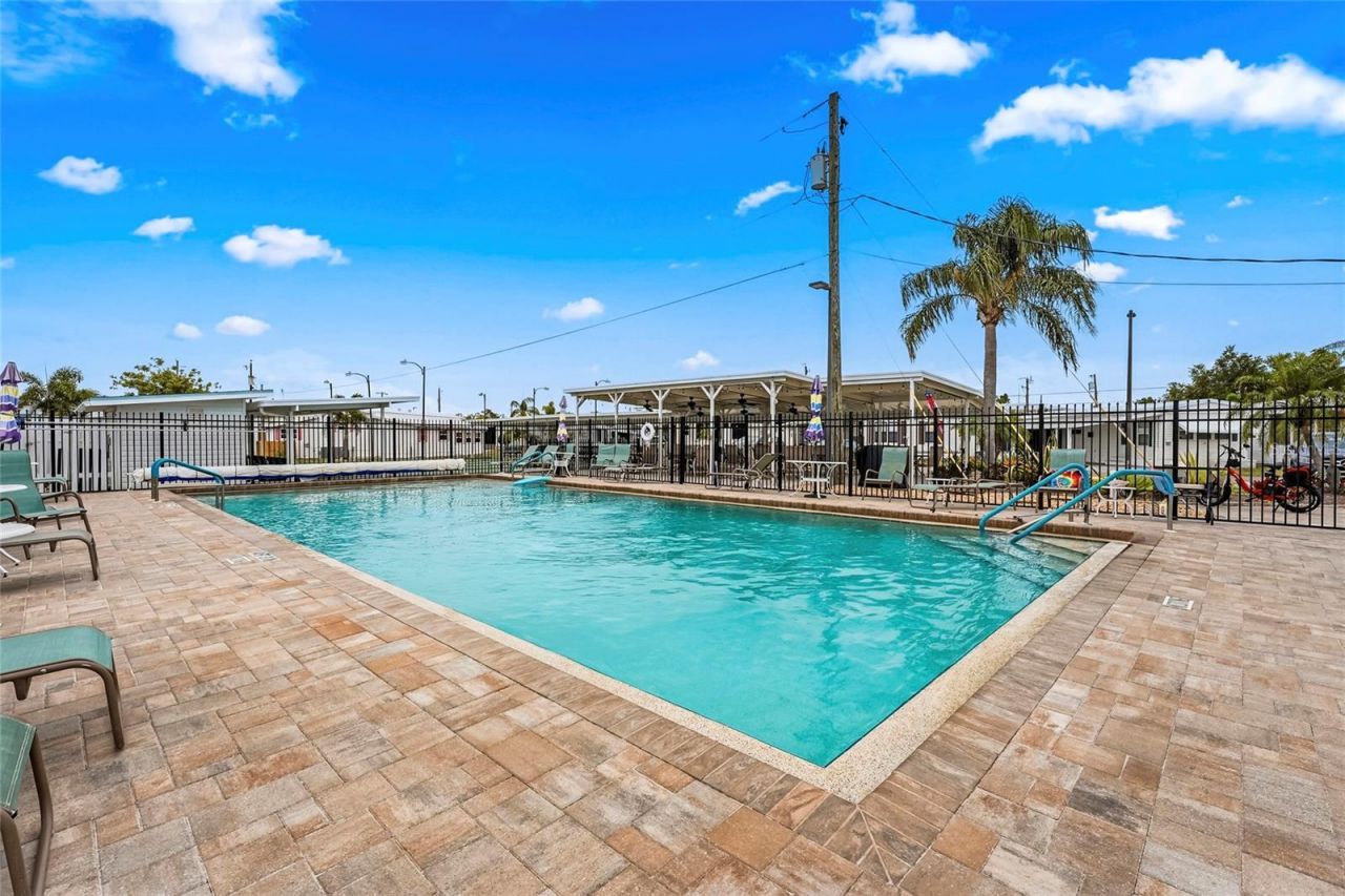 2055 Champion Street, Sarasota, FL 34231 Photo