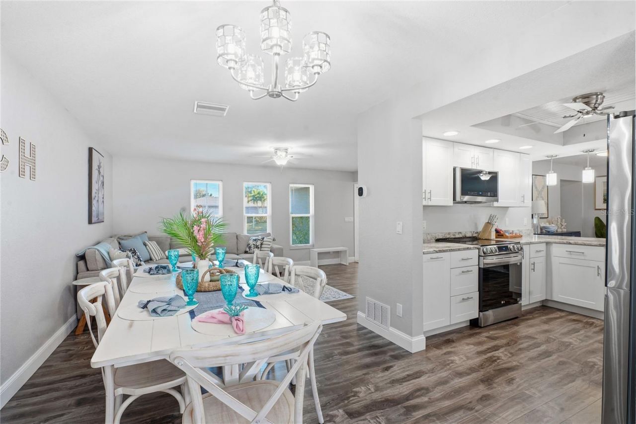 13945 106th Avenue , Largo, FL 33774 Photo