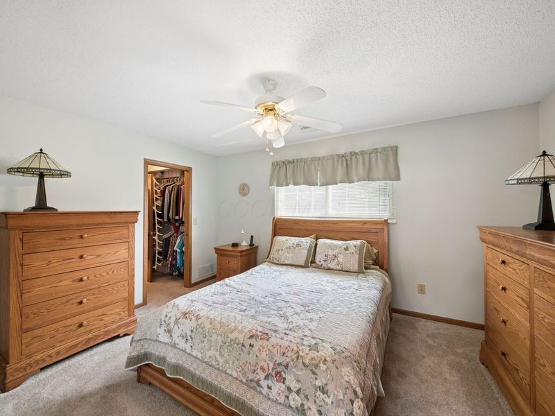 5688 Blendon Valley Drive, Columbus, OH 43230 Photo 17