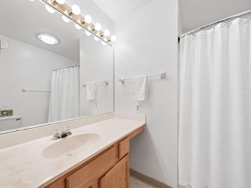 5688 Blendon Valley Drive, Columbus, OH 43230 Photo 20