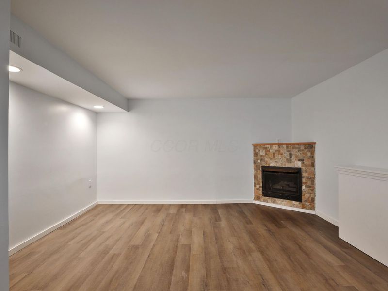 83 Powhatan Avenue, Columbus, OH 43204 Photo 25