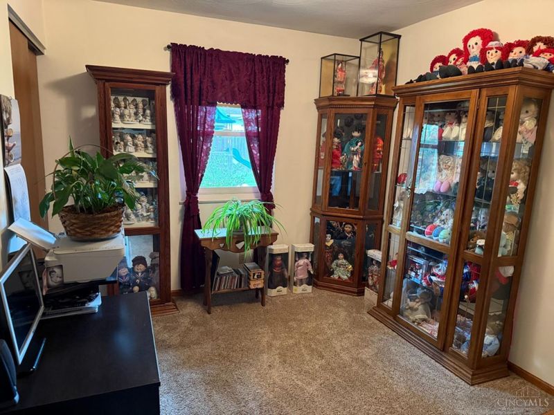 101 N Breiel Boulevard, Middletown, OH 45042 Photo 11
