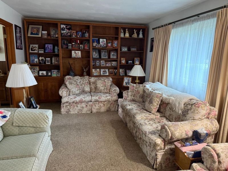 101 N Breiel Boulevard, Middletown, OH 45042 Photo 3