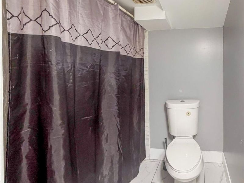1807 Waltham Avenue, North College Hill, OH 45239 Photo 14