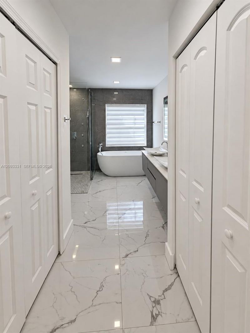 12967 NW 7th Ln , Miami, FL 33182 Photo