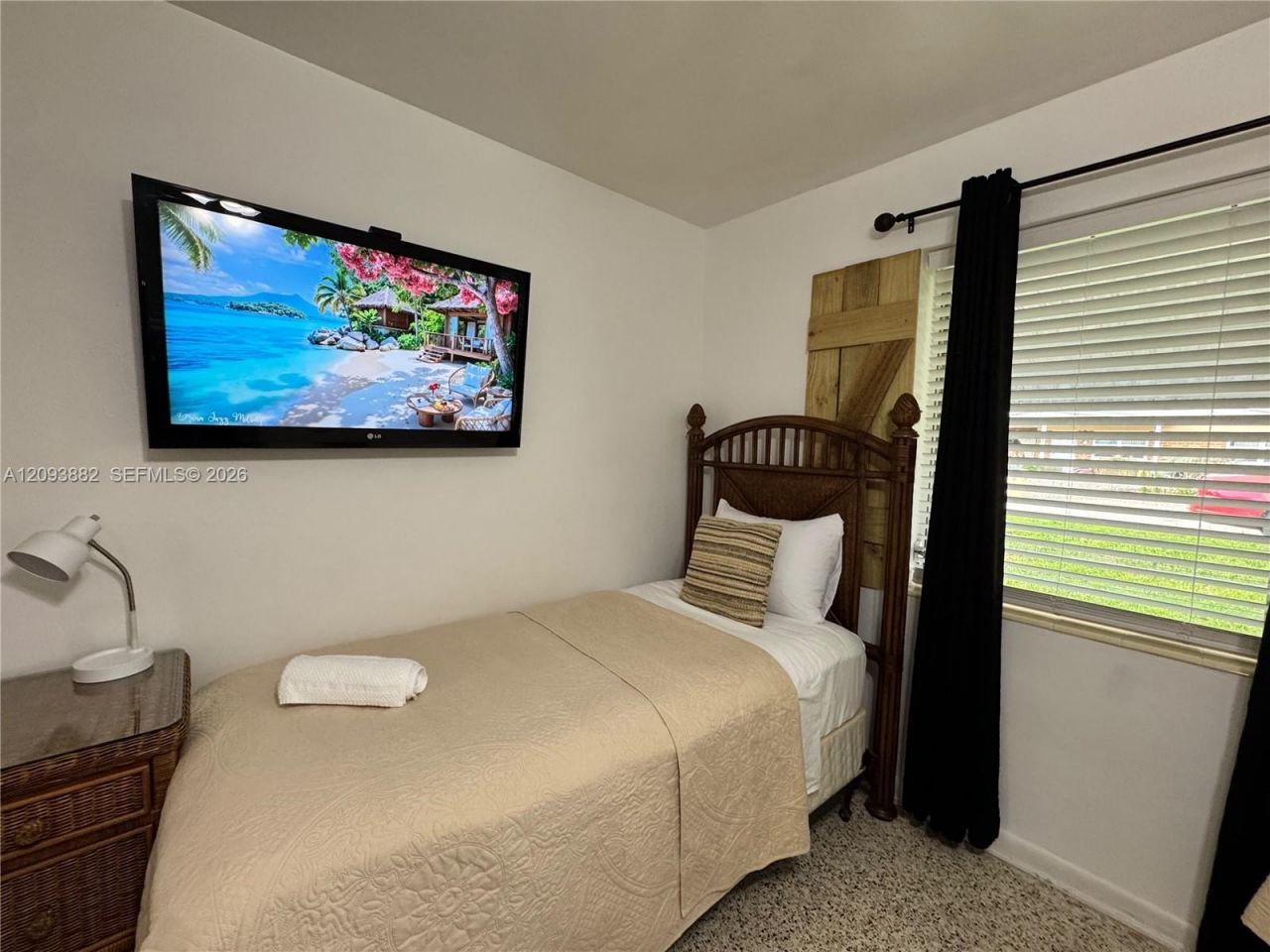 1684 NE Hilltop St, Jensen Beach, FL 34957 Photo