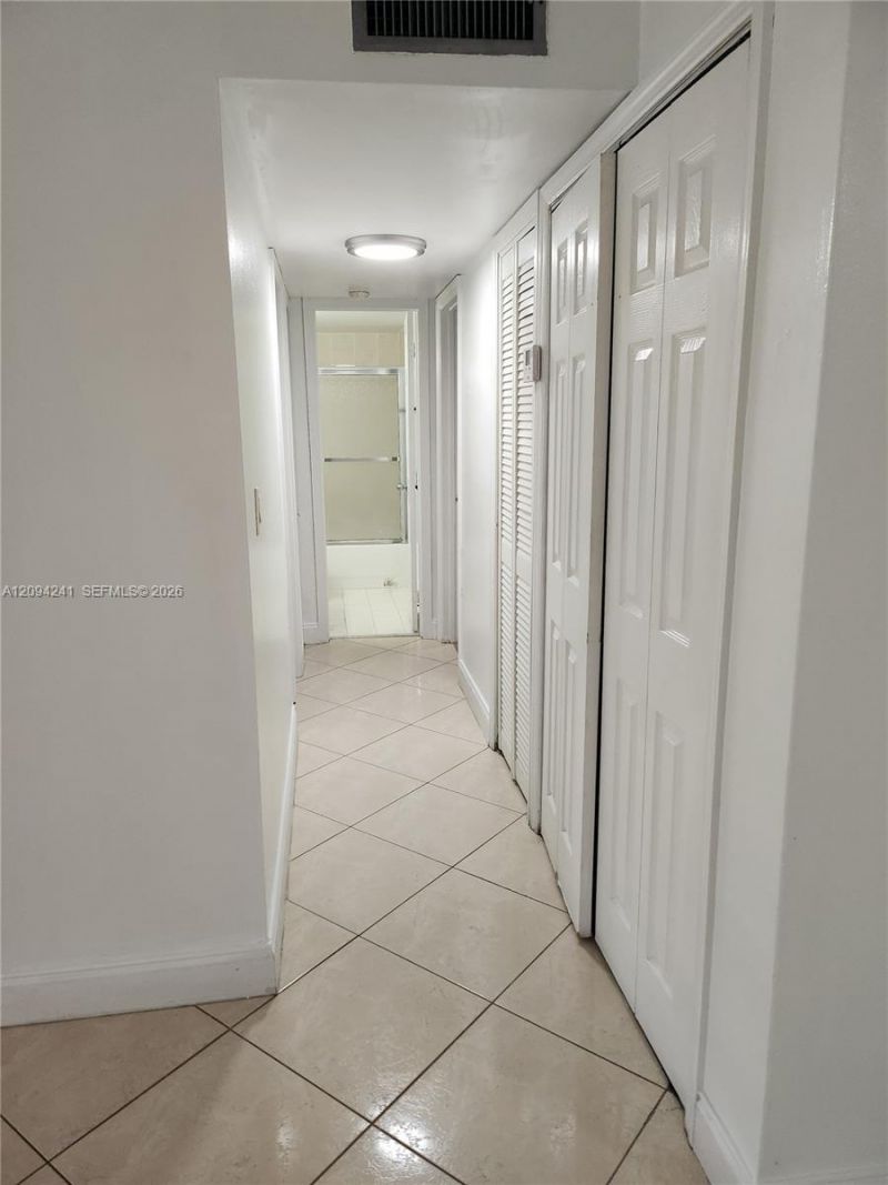 1725 W 60th St , Unit F202, Hialeah, FL 33012 Photo