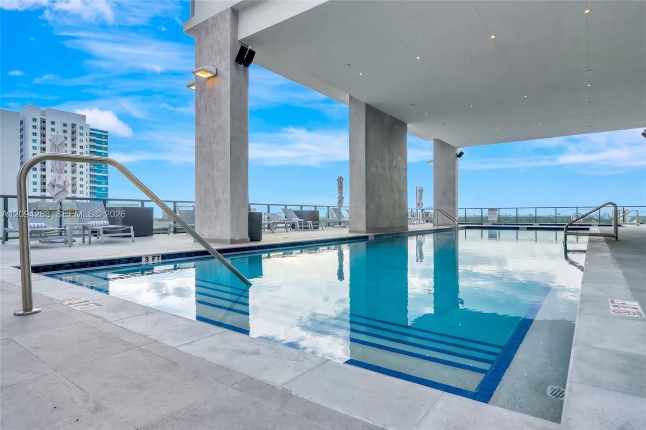 229 SW 9th St , Unit 505, Miami, FL 33130 Photo