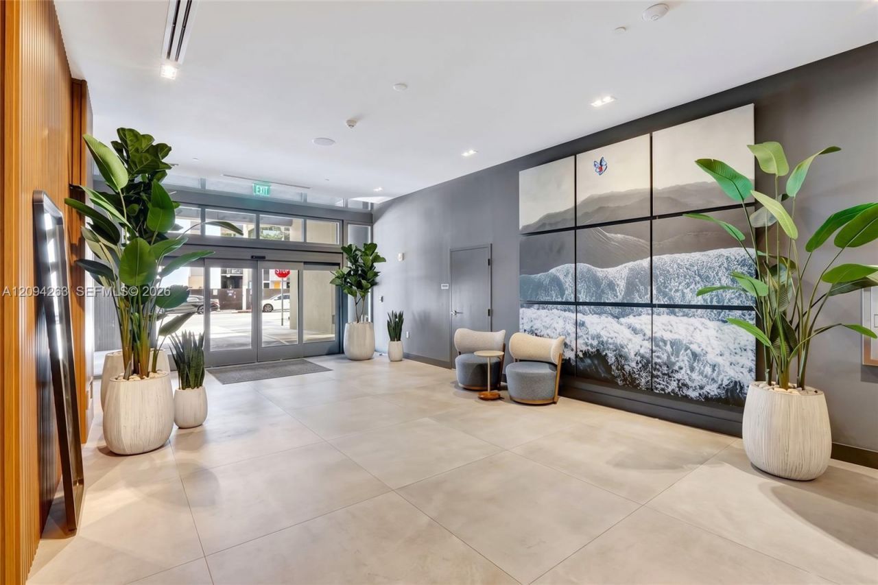 229 SW 9th St , Unit 505, Miami, FL 33130 Photo