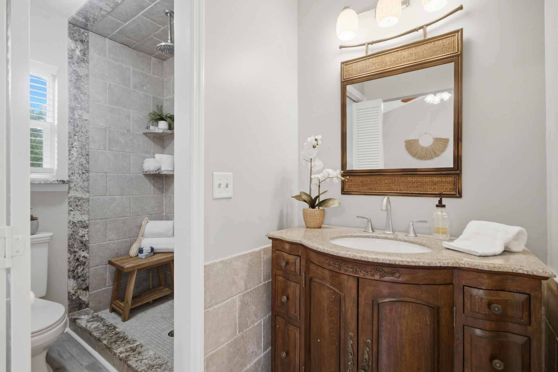 1660 Babington Way Photo 29