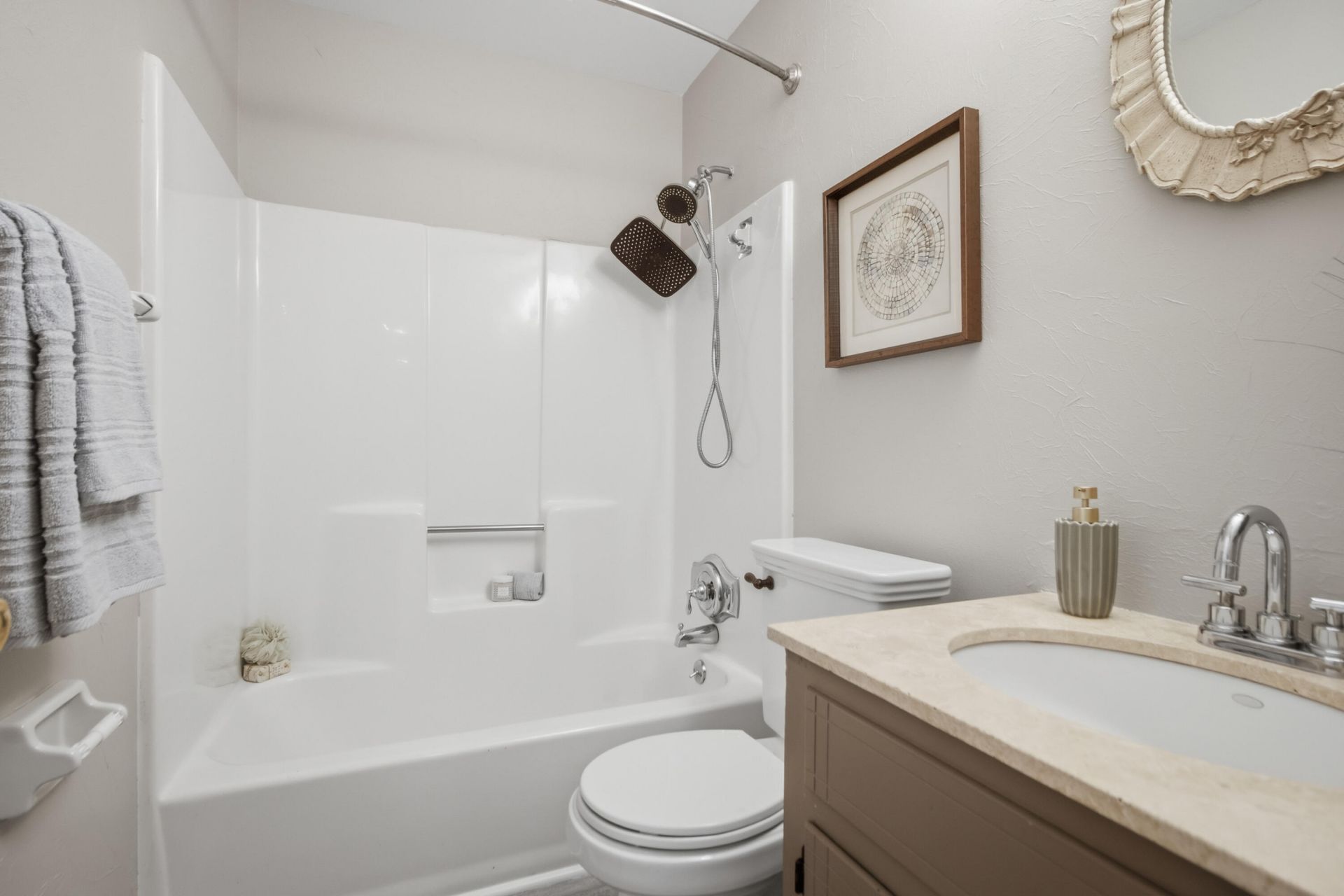 1660 Babington Way Photo 37