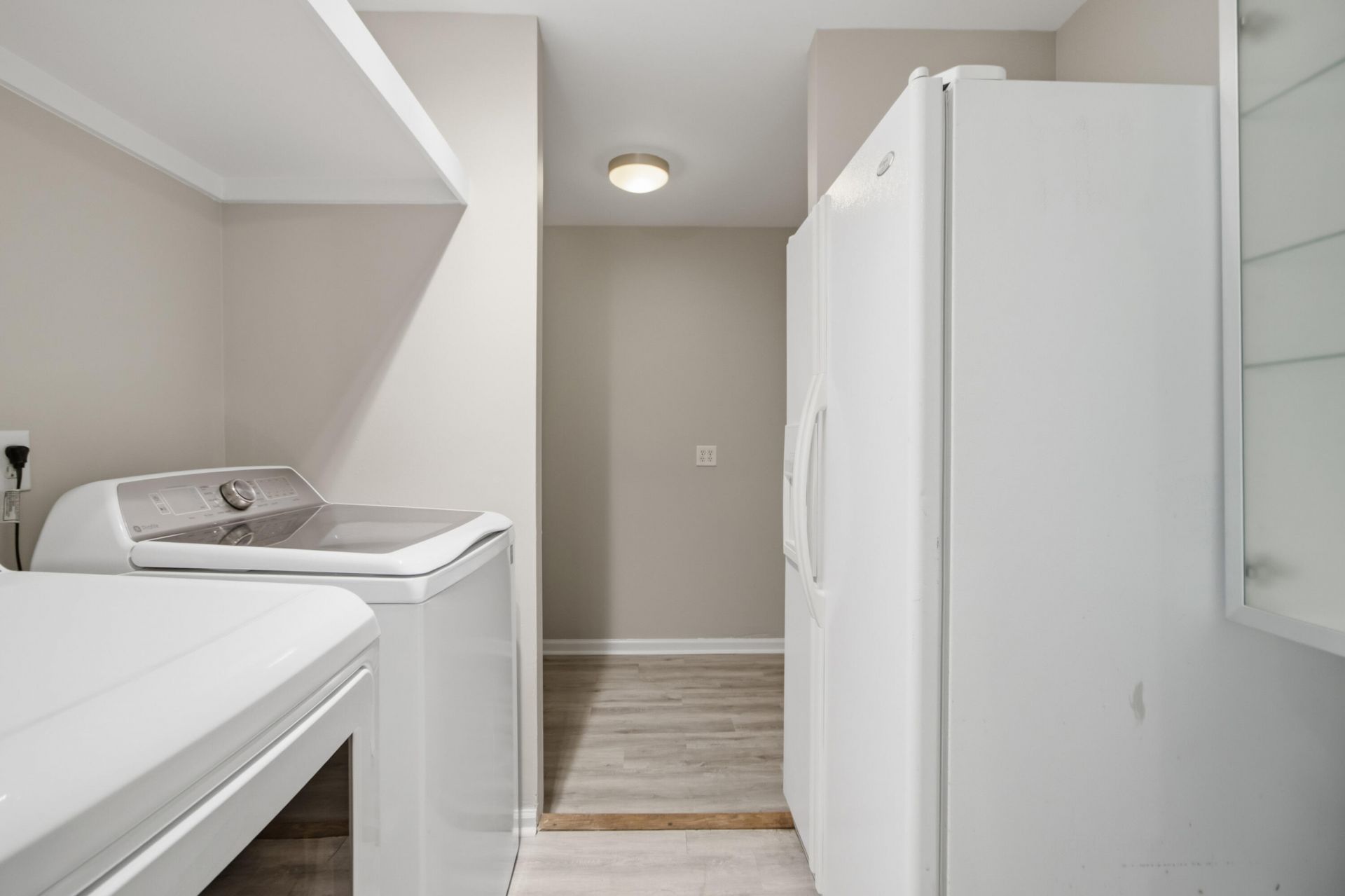 1660 Babington Way Photo 38