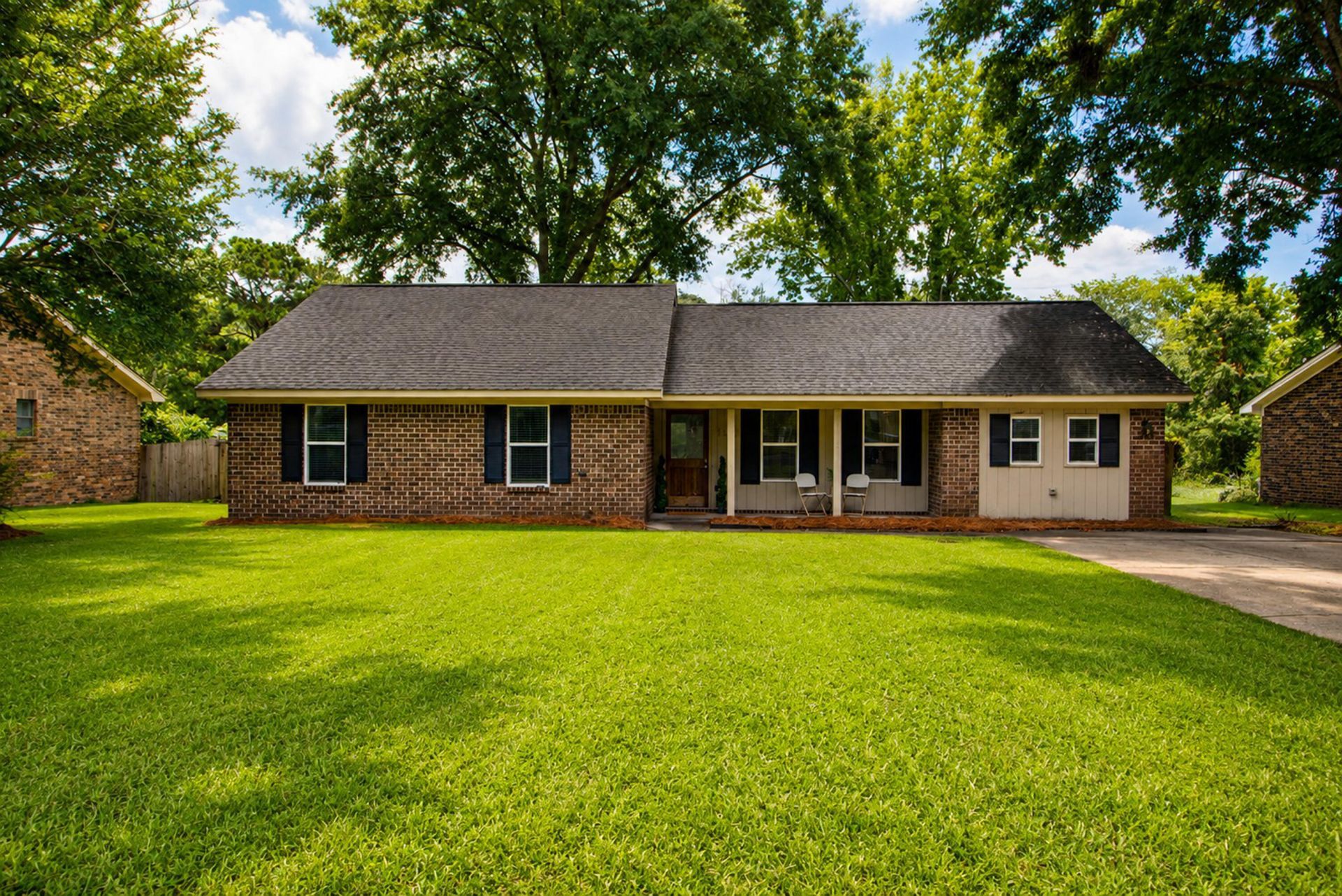 1660 Babington Way Photo 7