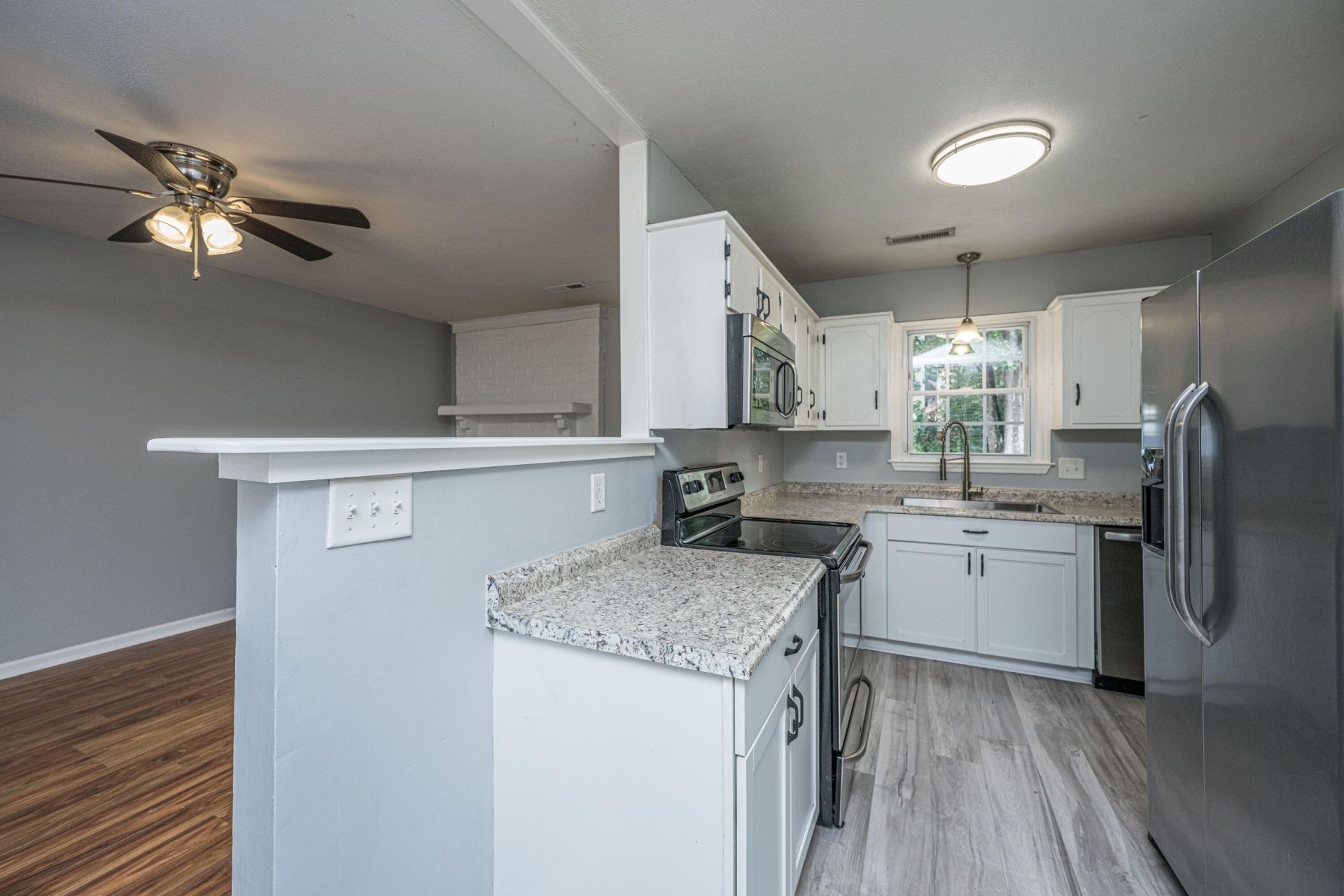 443 Robin Drive Photo 15