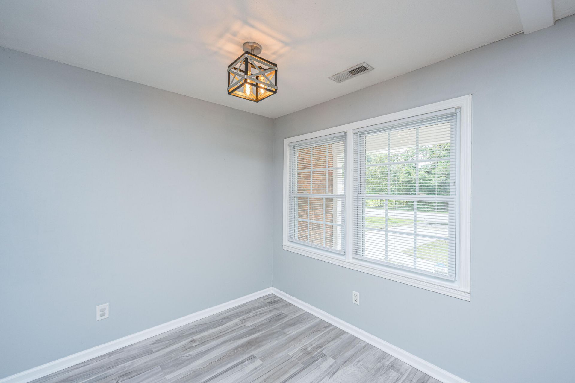 443 Robin Drive Photo 20