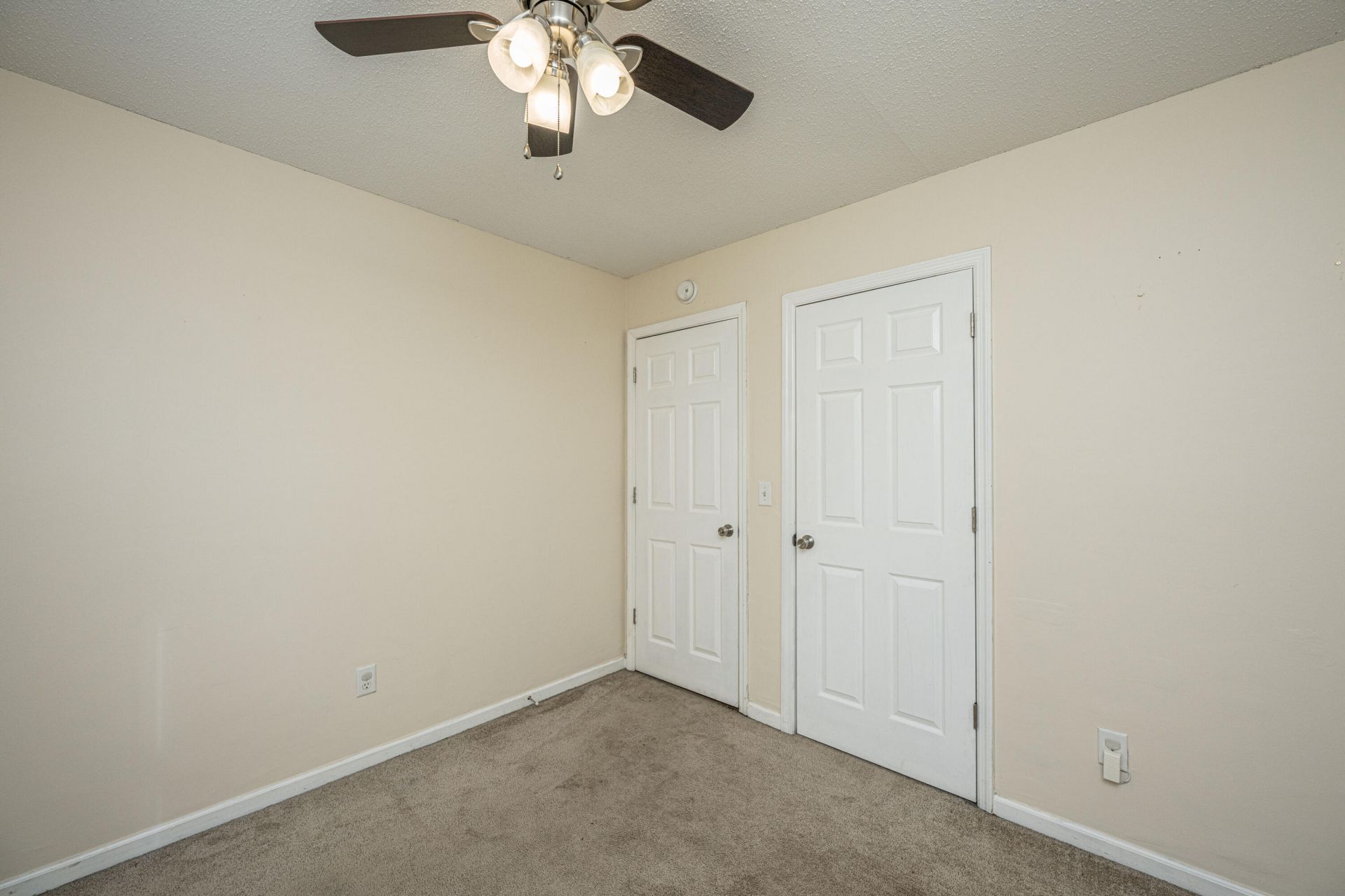 443 Robin Drive Photo 28