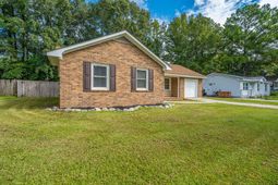 443 Robin Drive photo 4