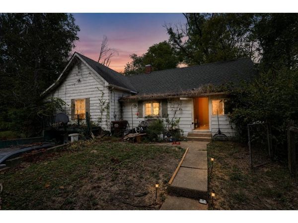 11699 S State Road 159 Highway, Jasonville, IN 47438