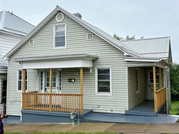 147 S Muskingum Street , Cadiz, OH 43907