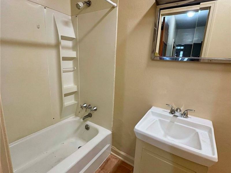 147 S Muskingum Street, Cadiz, OH 43907 Photo 7
