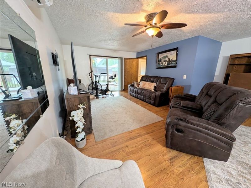 17512 Lundys Lane, Lake Milton, OH 44429 Photo 15
