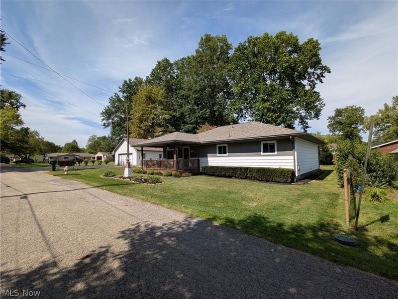 17512 Lundys Lane, Lake Milton, OH 44429 Photo 39