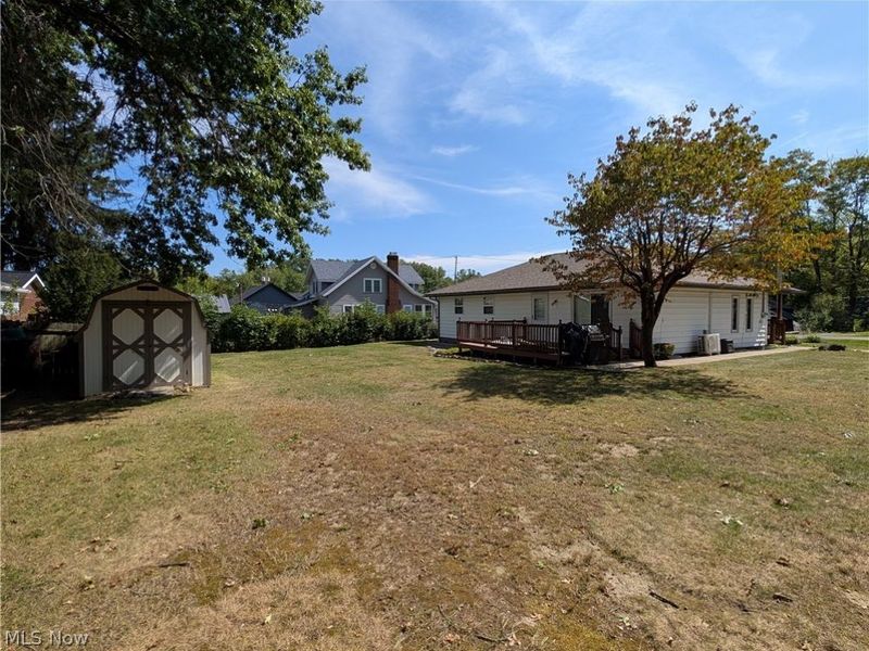 17512 Lundys Lane, Lake Milton, OH 44429 Photo 41