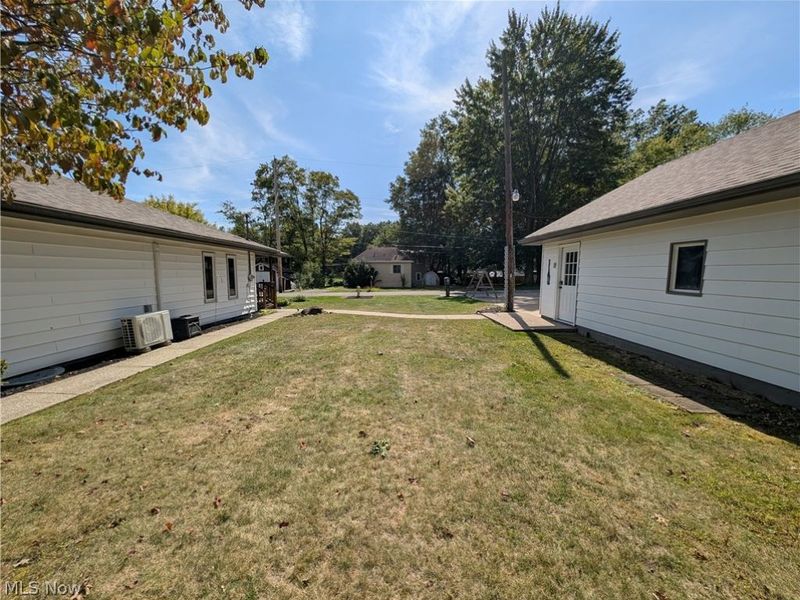 17512 Lundys Lane, Lake Milton, OH 44429 Photo 44