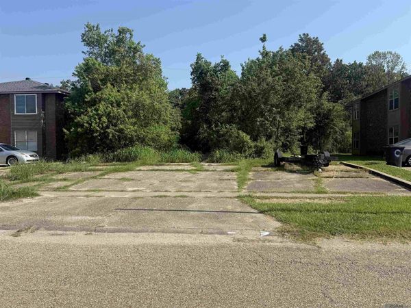 8261 Ned Ave, Baton Rouge, LA 70820